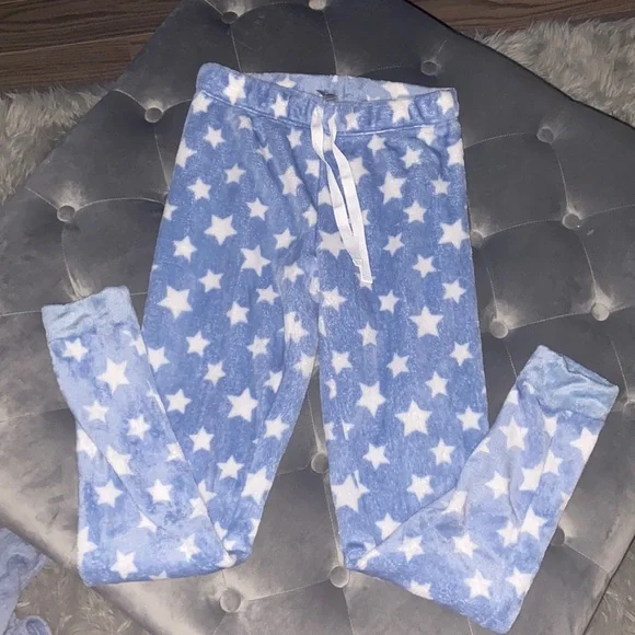 Pjs - Picture 2 of 3